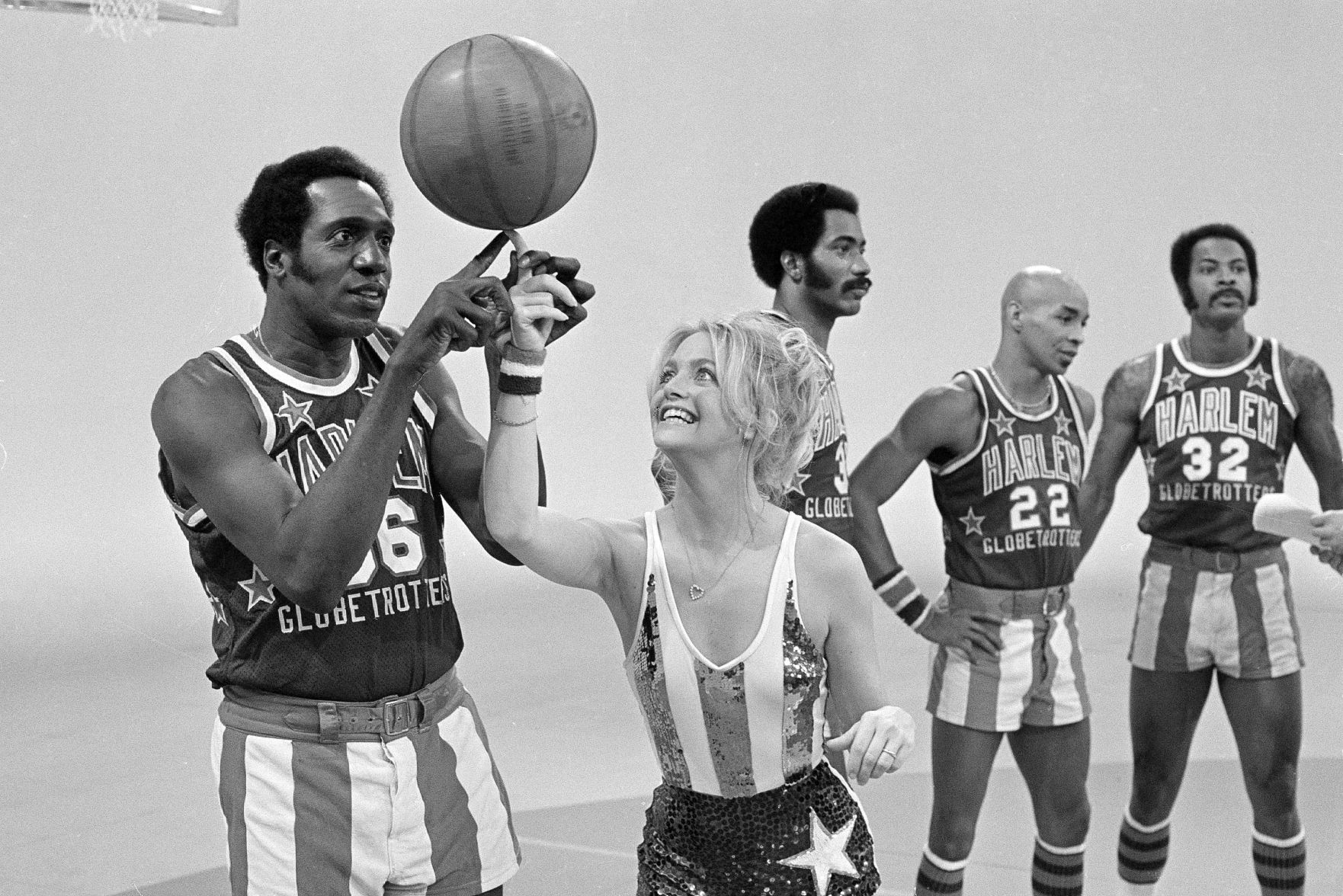 Goldie Hawn and Globetrotters